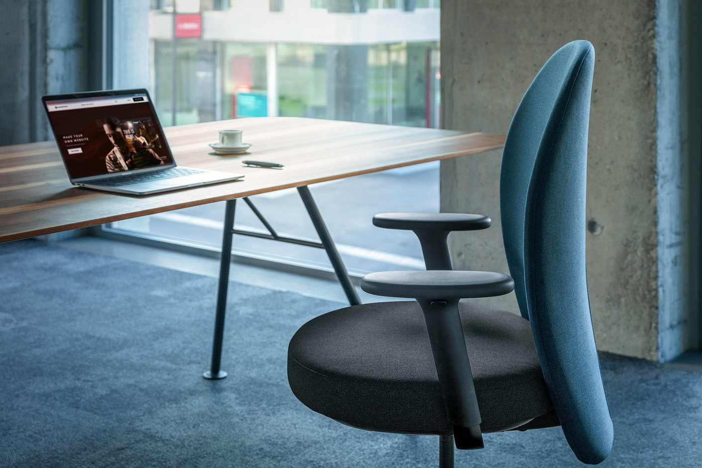 Marva office swivel chair