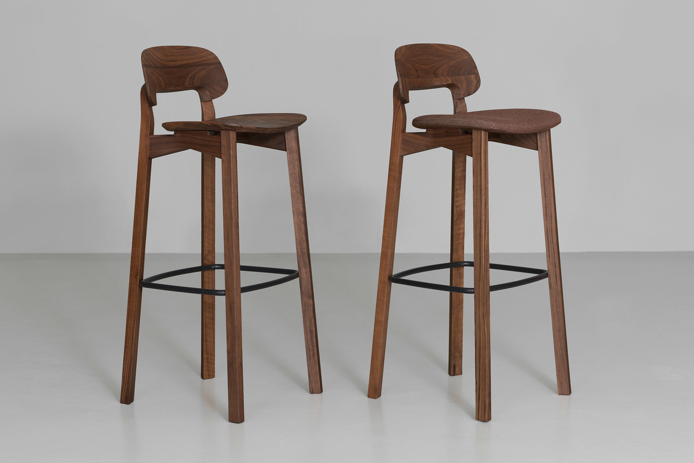 NONOTO BAR – Close upholstery