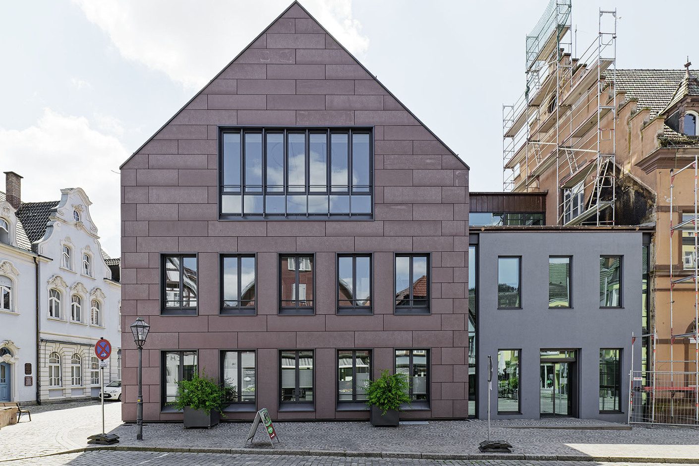concrete skin, Zell am Harmersbach town hall
