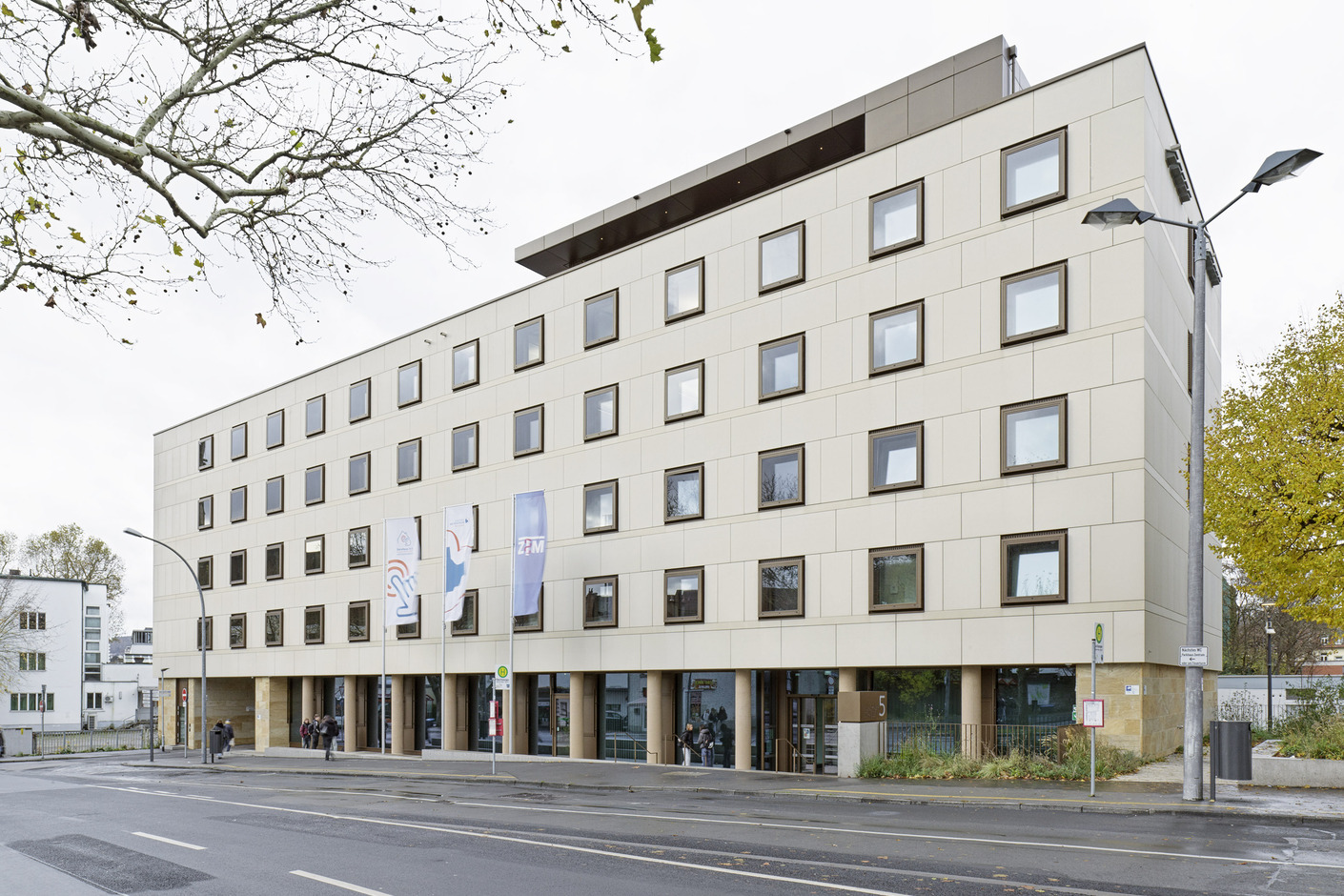 Administrative Building Berliner Platz