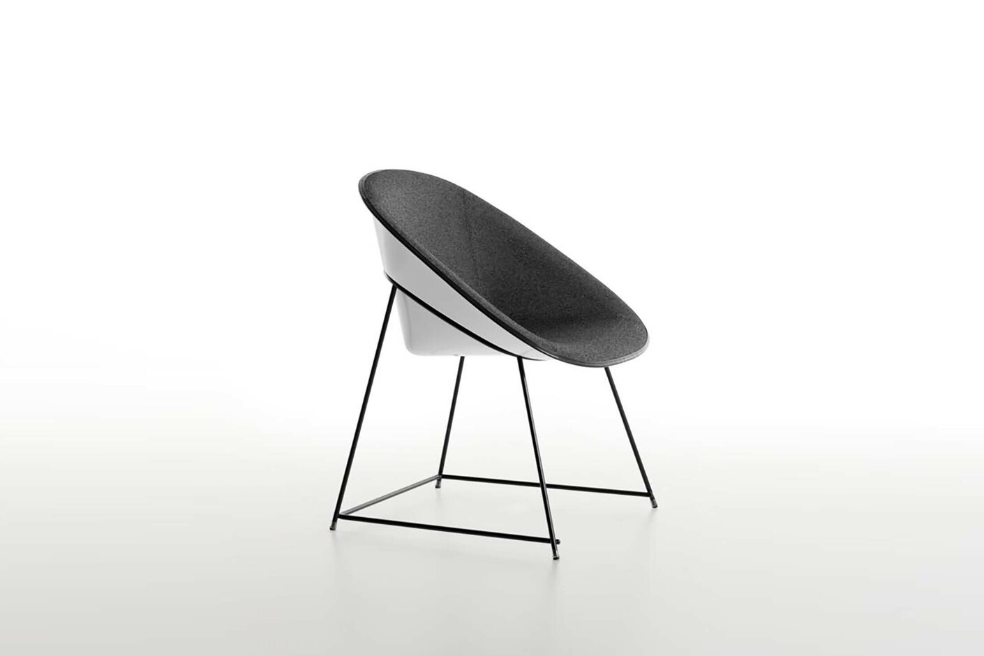 Cup armchair