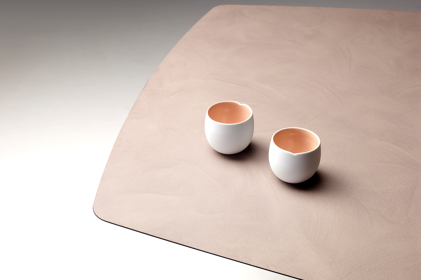 SQUID hexagonal table
