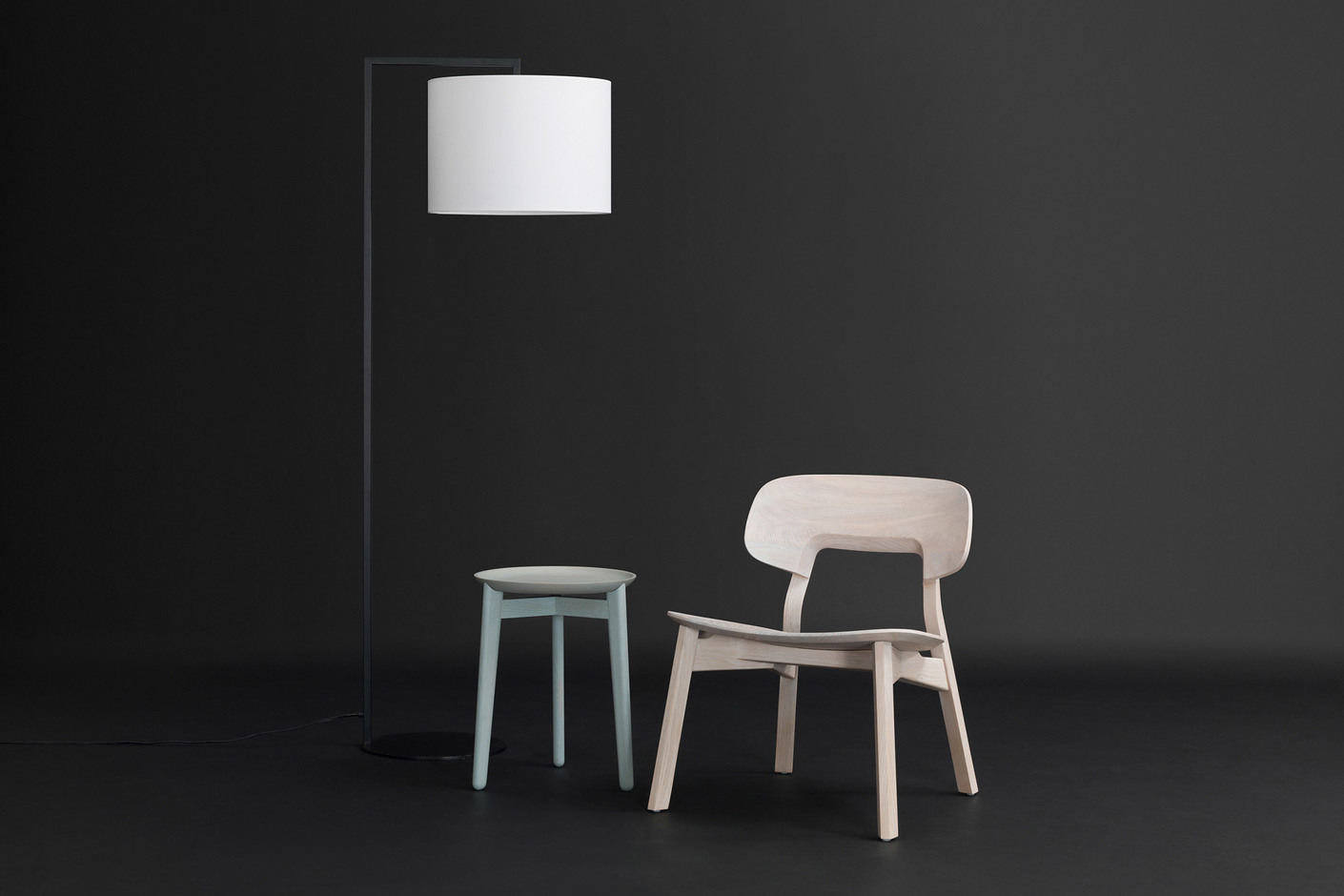 NONOTO LOUNGE – Wooden seat