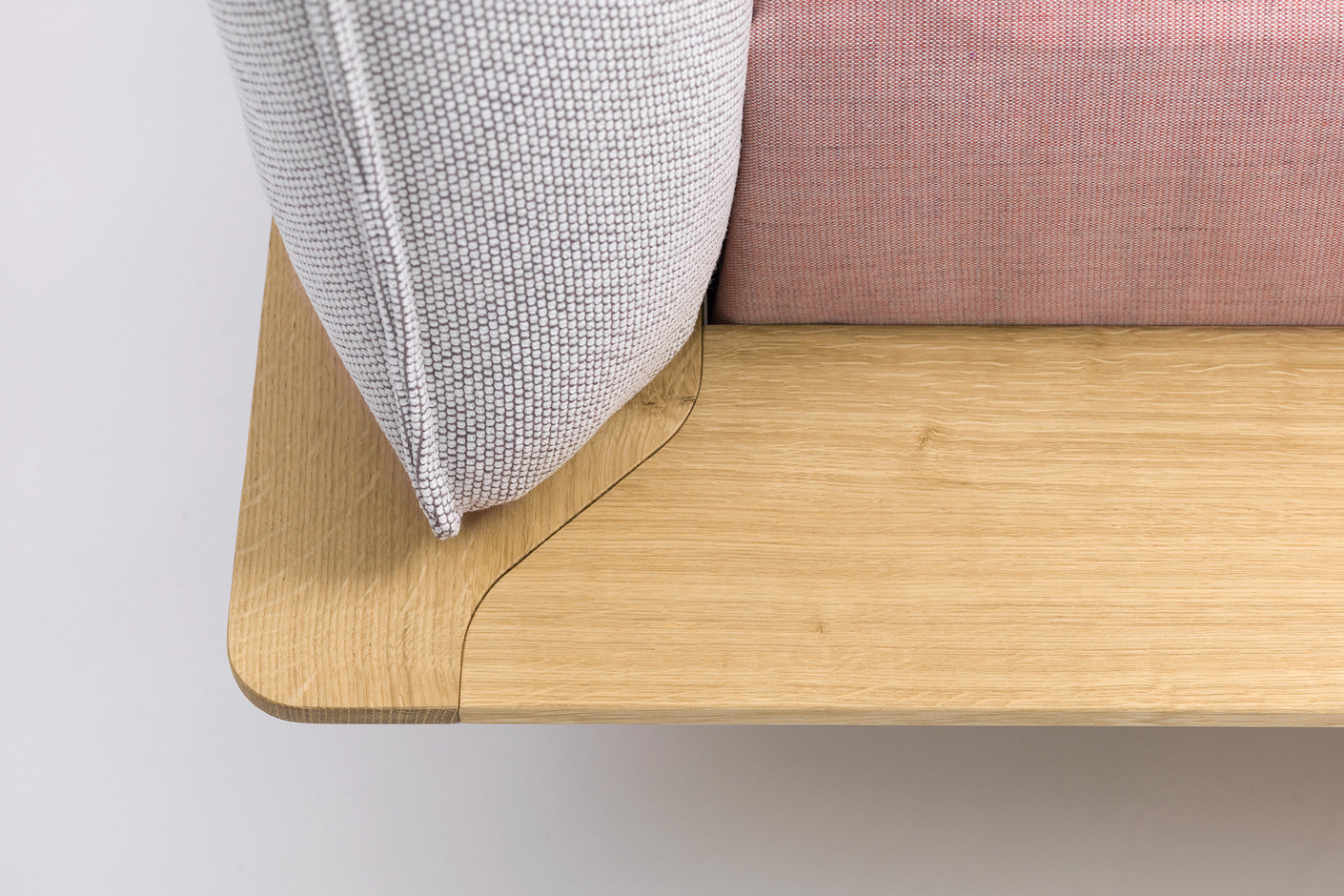 YOMA with upholstered headboard