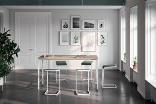 C-Stool  by  Quadrifoglio Group
