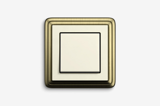 ClassiX bronze cream white  by  Gira