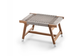 Tonga  von  Flexform