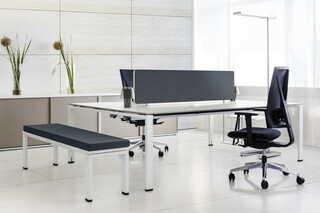 Desk Seat Height ICON Team  by  VARIO