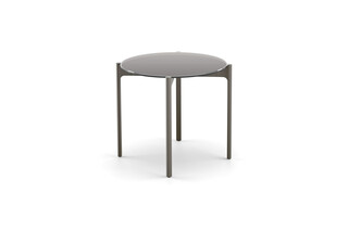 IZON Beistelltisch 55  von  DEDON