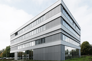 concrete skin, Seminar room HTWG Konstanz  by  Rieder