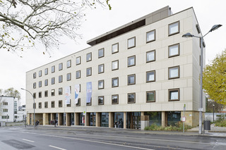 Administrative Building Berliner Platz  by  Rieder
