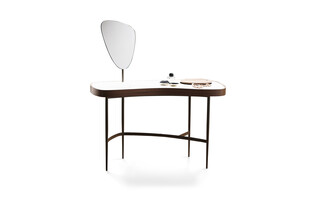 Venus  by  Bonaldo