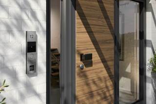 Gira Keyless In  by  Gira