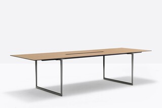 TOA TABLE CC  by  Pedrali