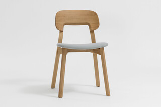 NONOTO – Close upholstery  by  Zeitraum