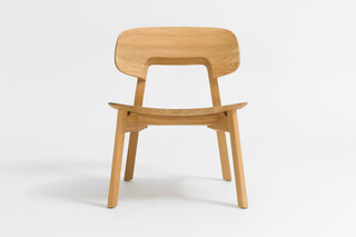 NONOTO LOUNGE – Wooden seat  by  Zeitraum