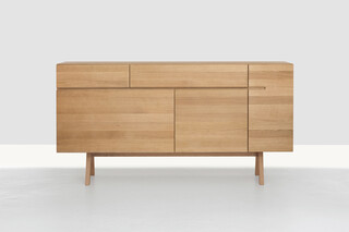 SIDE ATELIER  by  Zeitraum