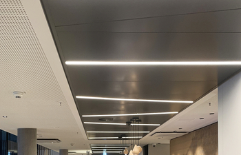 LED-Linargo surface-mounted luminaire