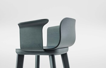 AEON COMFORT BAR – Wooden seat