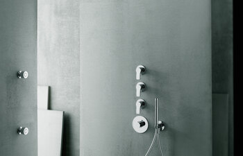 AL/23 Aboutwater Boffi / Fantini 3/4'' built-in thermostatic shower mixer, 3/4'' stop valve, shower arm, Rain showerhead, Lateral body spray