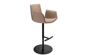 Amelie Bar Armchair mit Tellerfuß