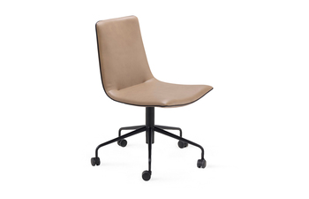 Amelie Chair mit Rollen und höhenverstellbar
