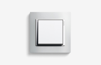 Event opaque white
