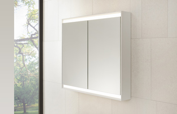 Geberit ONE Spiegelschrank mit Beleuchtung