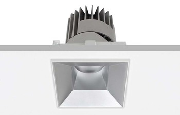 PERFOMANCE M TRIMLESS SPOT FIXED SQUARE