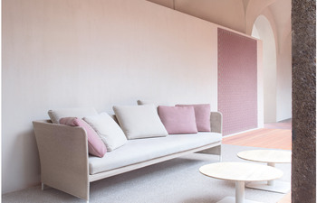 Teatime sofa