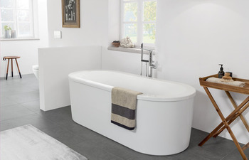 Loop & Friends baths