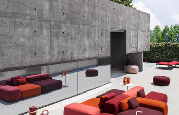 PLUS outdoor island sofa