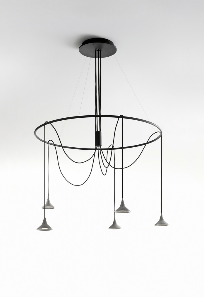 W Unterlinden chandelier ring 01