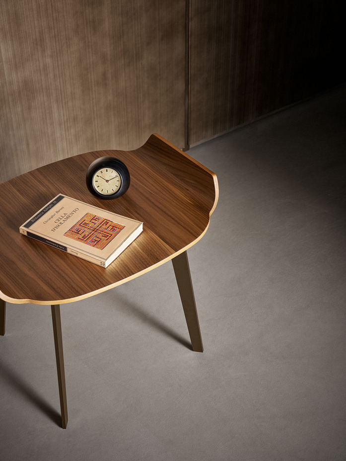 Bonaldo Olos bedside table 2