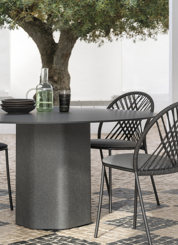 C702 R 140 talo dining table altherr desile park expormim furniture outdoor 04
