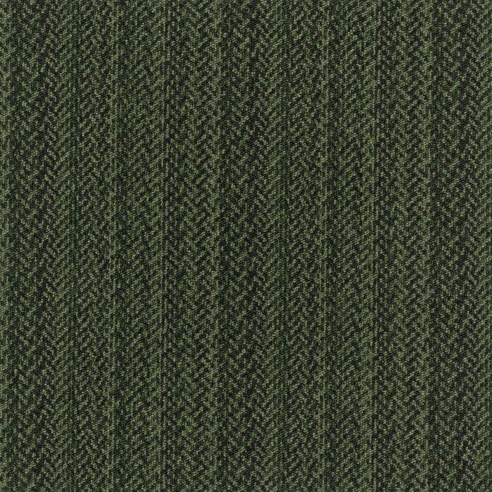 Blurred Edge 685