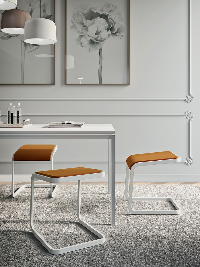 C STOOL Image1