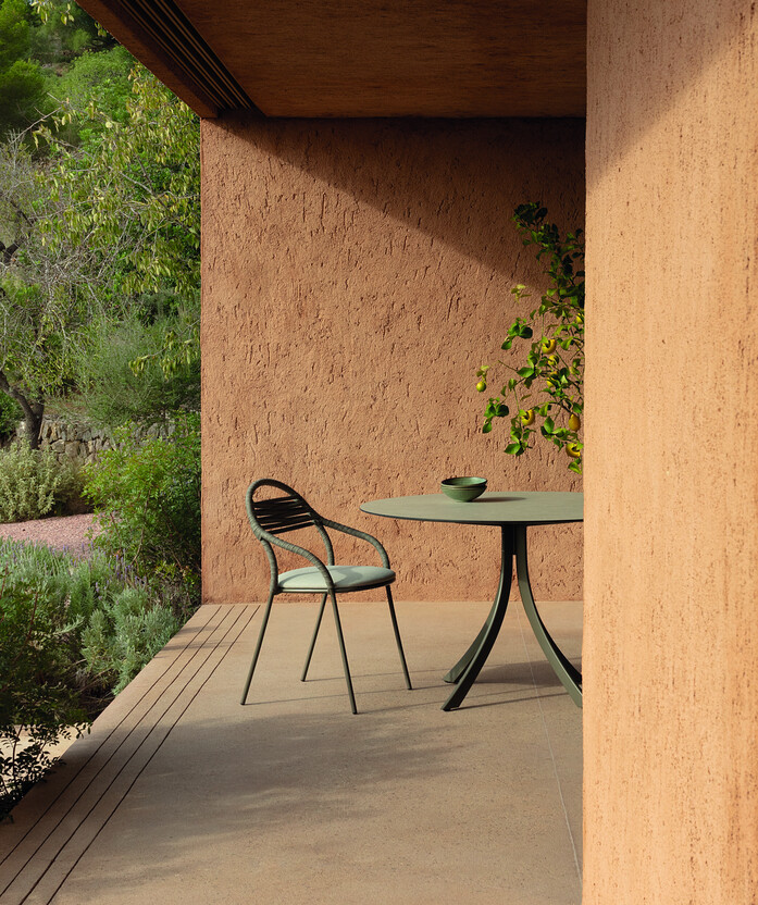 C098 TC petale dining armchair 02
