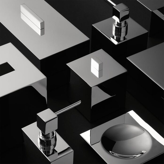 EMO CUBE chrome 07 web