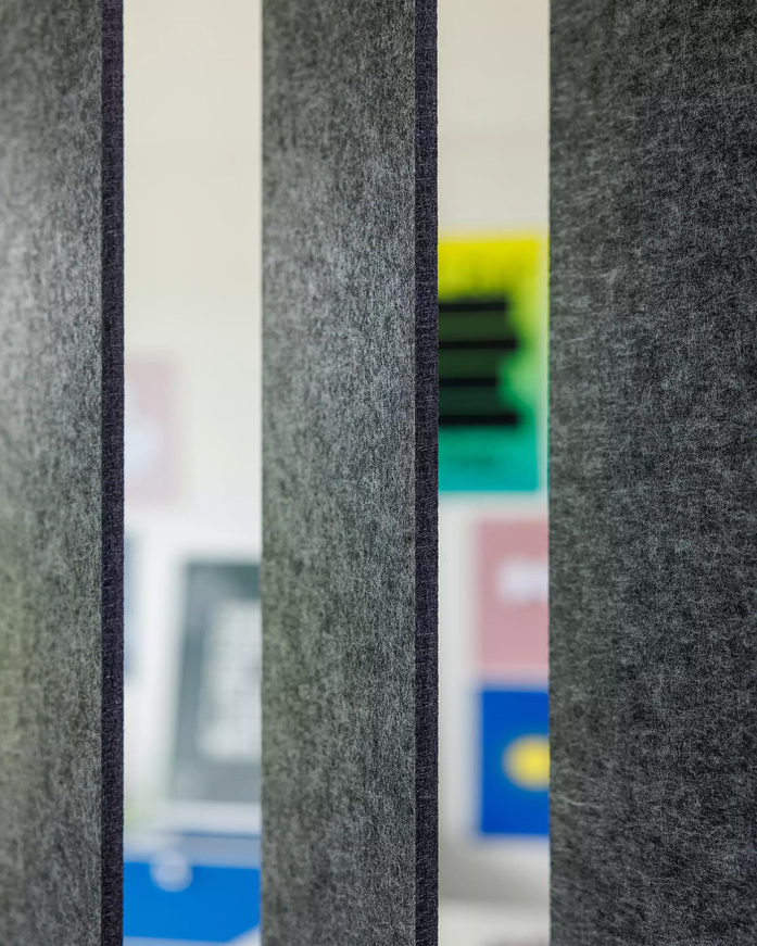 Acoustic stripes 0102300 1