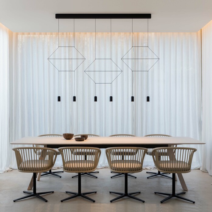 Huma armchair mario ruiz handmade furniture indoor 02