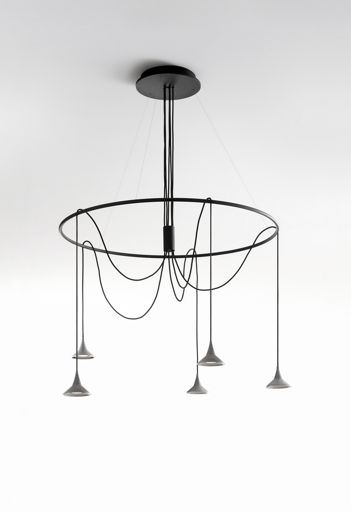 W Unterlinden chandelier ring 01