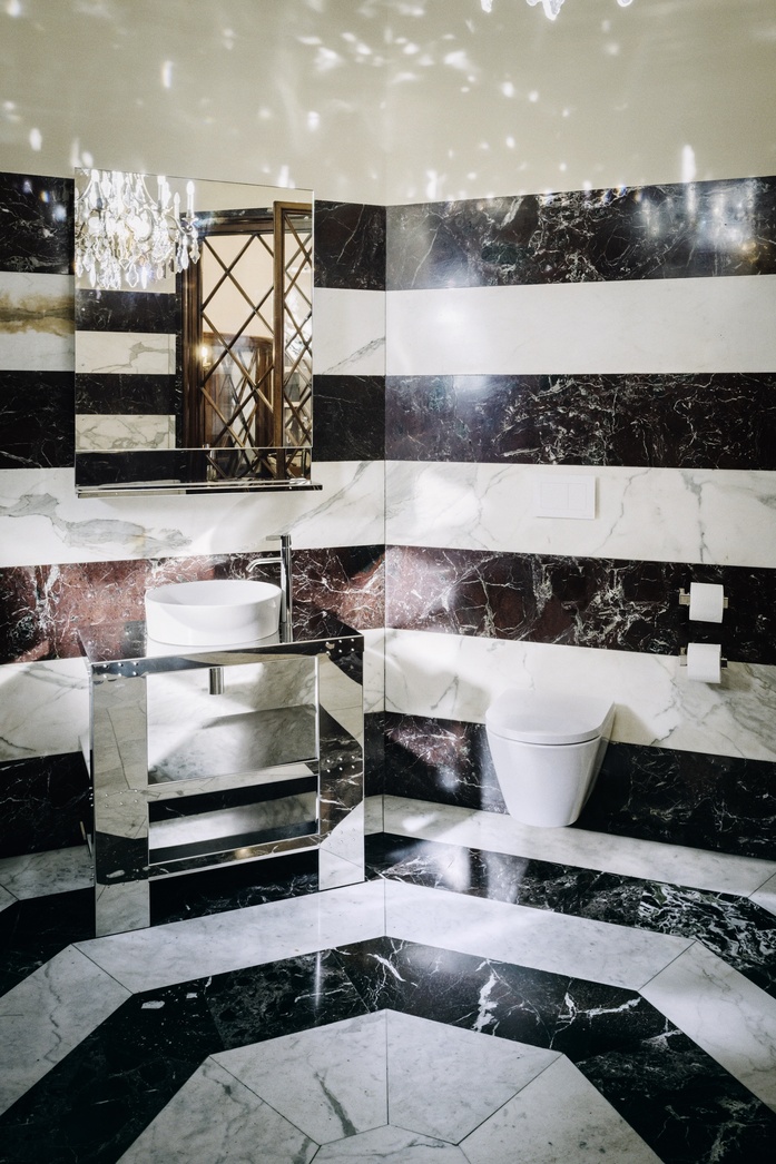 01 LAUFENXNM3 space Collection