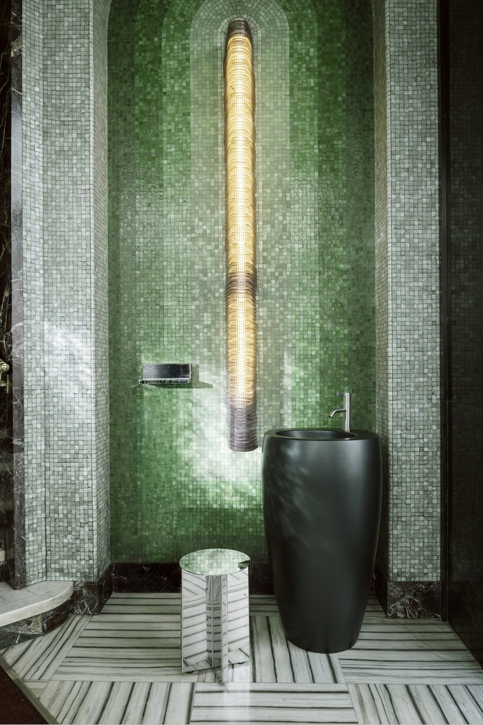 02 LAUFENXNM3 space Collection