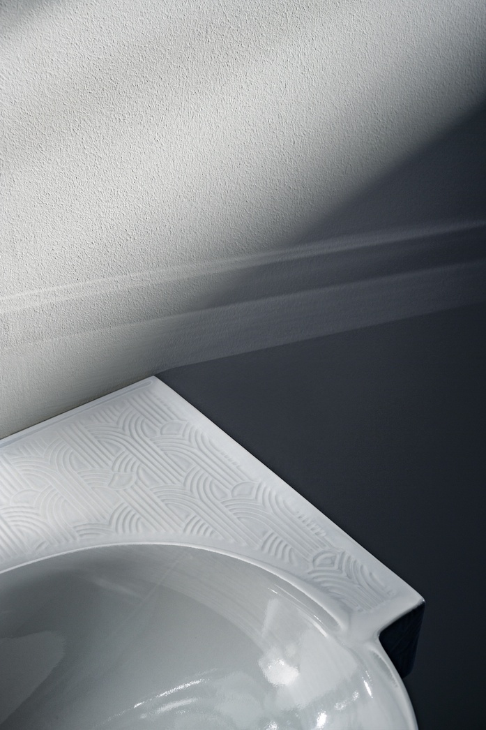 04 LAUFEN space Collection TNC Reliefs M Wanders