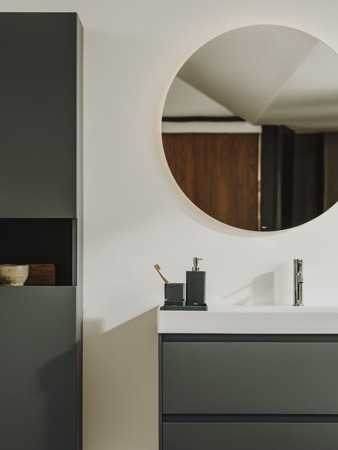 4 Roca Ona furniture matt green