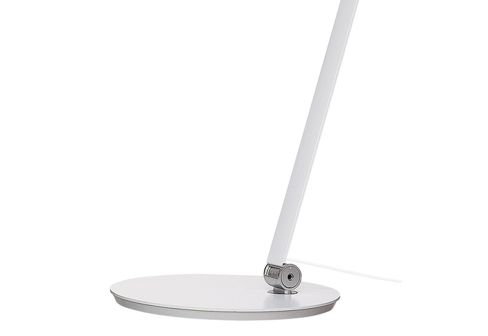 91648 5 2 01 NJP Table white bottom 04669