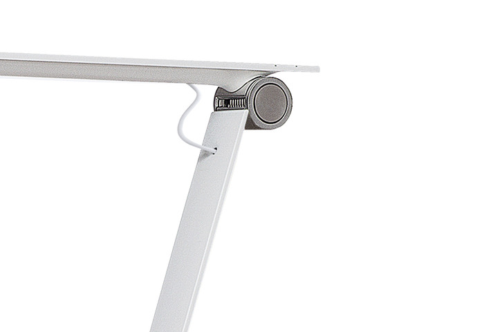 91648 5 2 01 NJP Table white detail2 04671