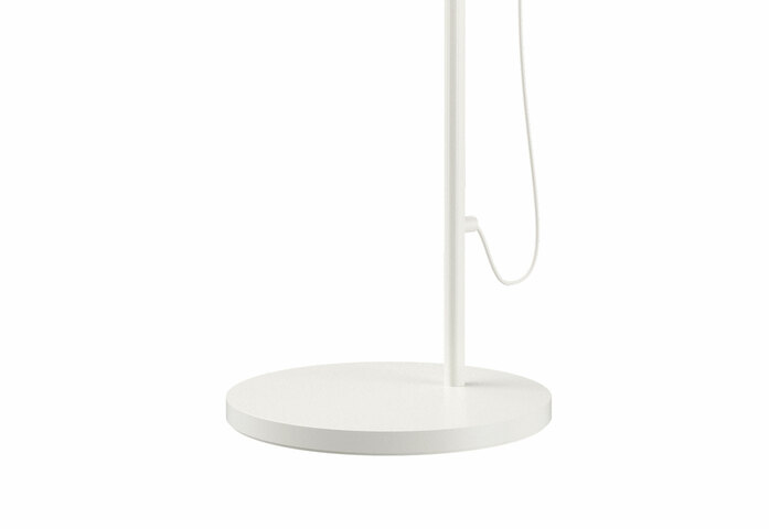 91708 5 2 02 Yuh Table white EU low 04710