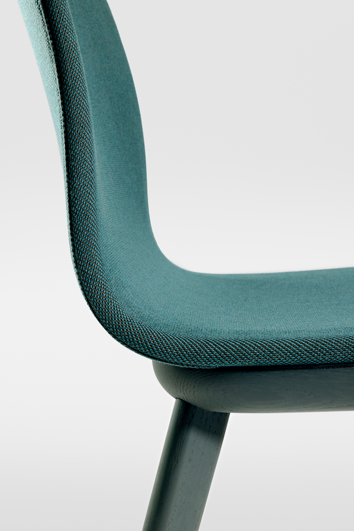 AEON Upholstered seat 09